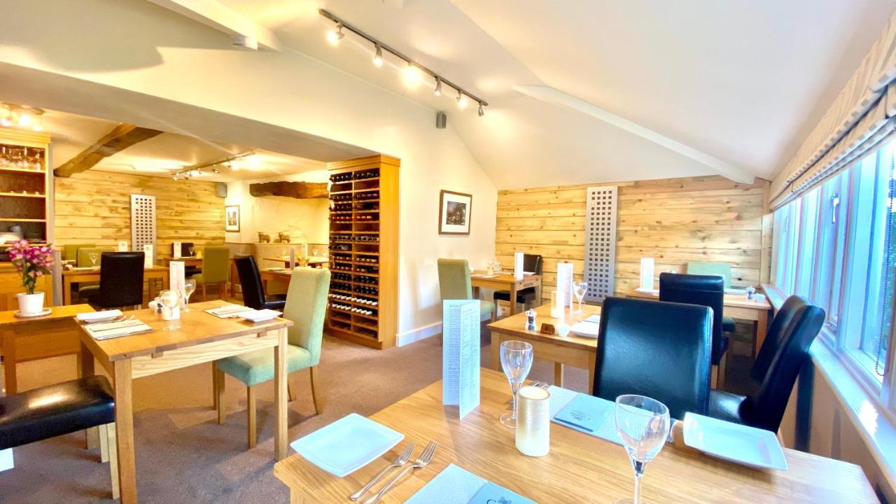 Castle Cottage Inn هارلتش المظهر الخارجي الصورة