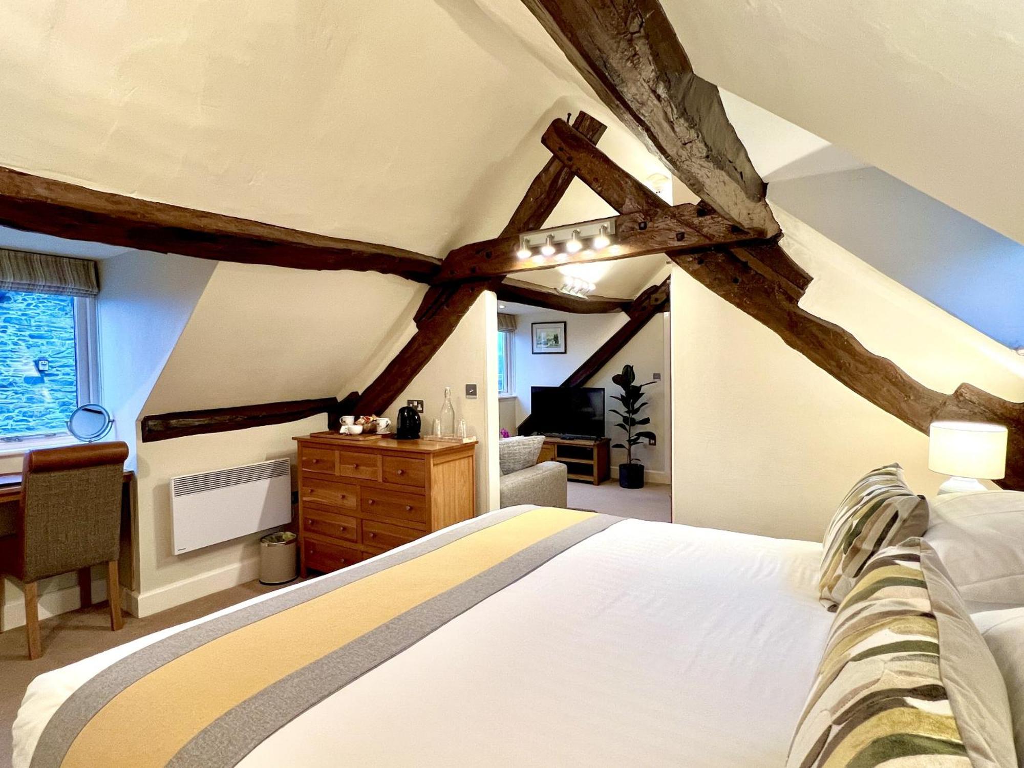 Castle Cottage Inn هارلتش الغرفة الصورة