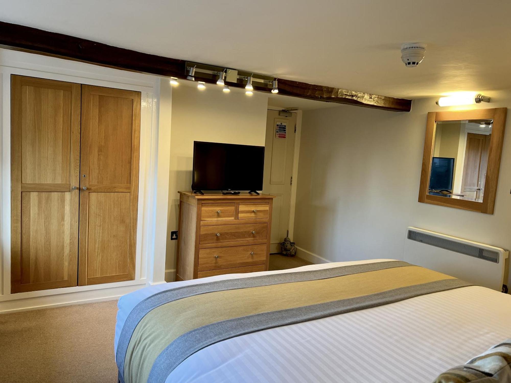 Castle Cottage Inn هارلتش الغرفة الصورة