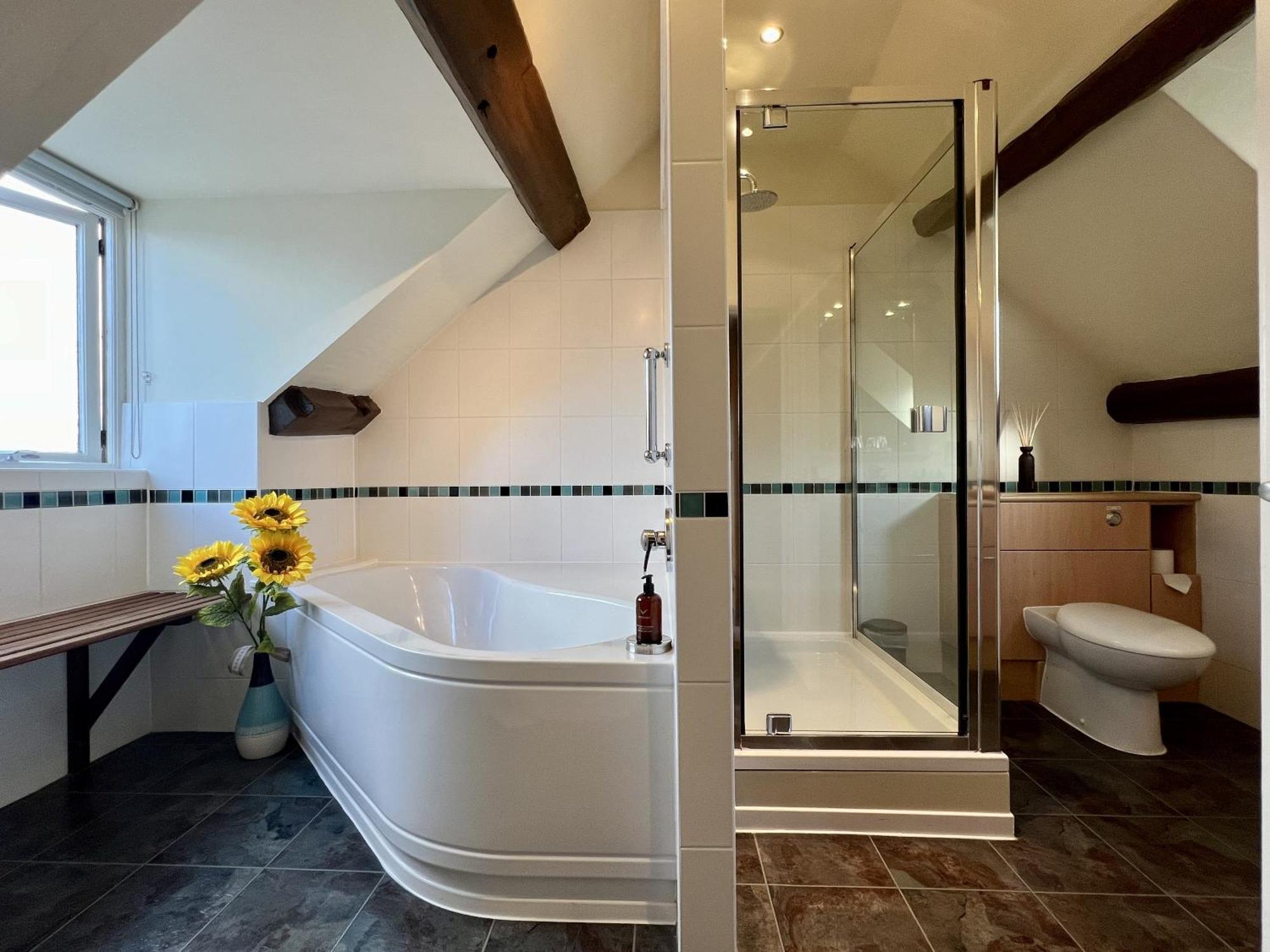 Castle Cottage Inn هارلتش الغرفة الصورة
