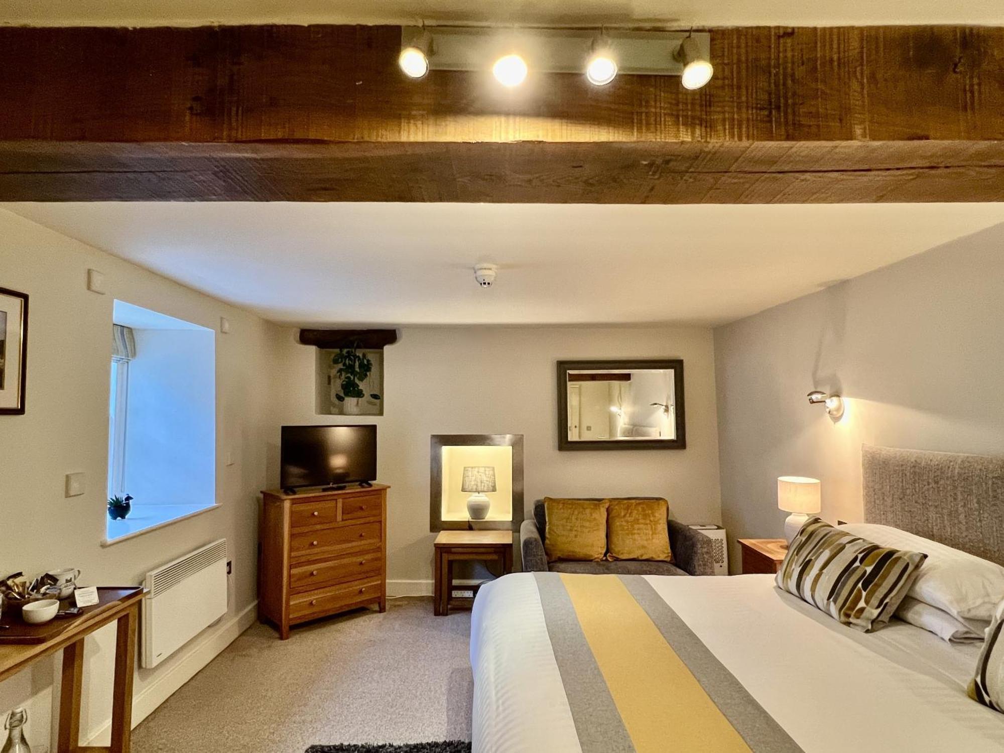 Castle Cottage Inn هارلتش الغرفة الصورة