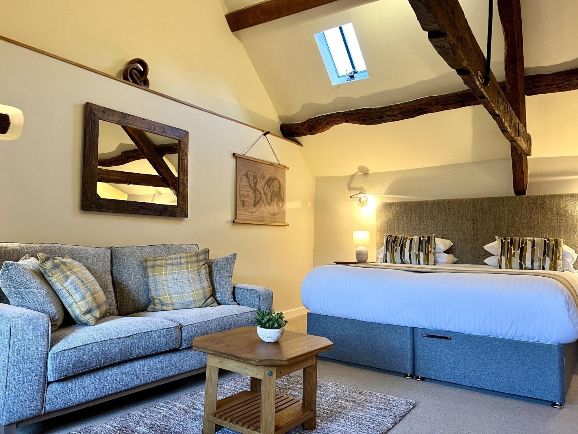 Castle Cottage Inn هارلتش الغرفة الصورة